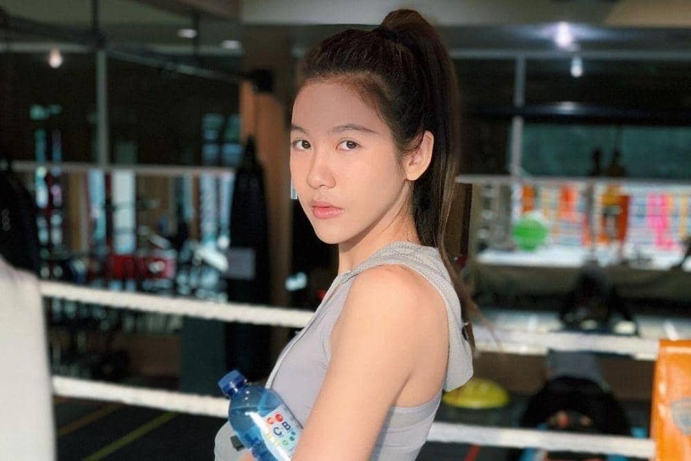 instagram.com/aniisa