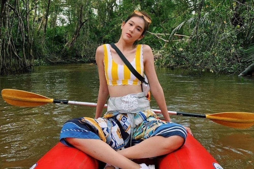 instagram.com/aniisa