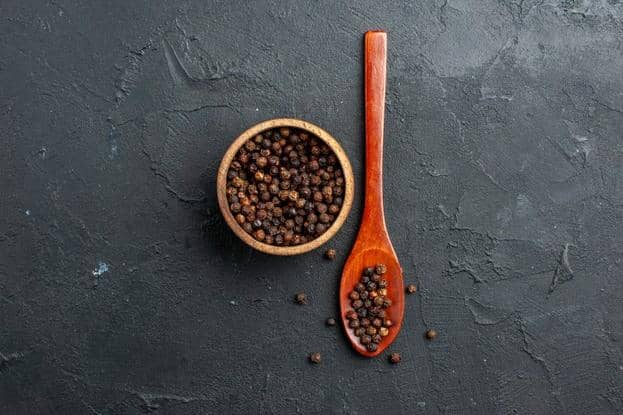 freepik.com/KamranAydinov