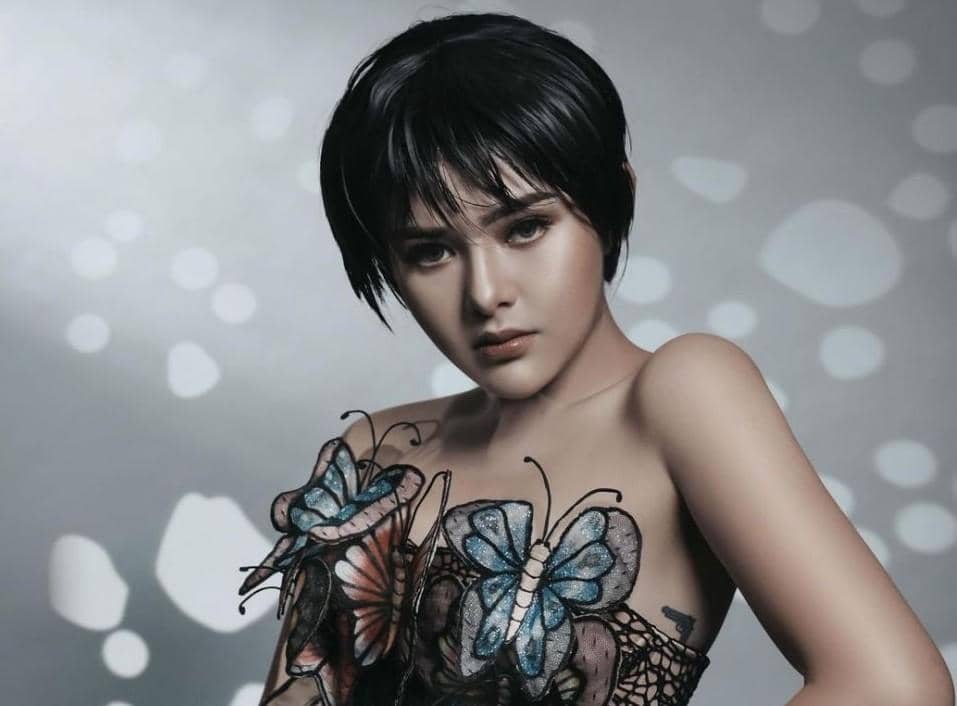 instagram.com/amandamanopo