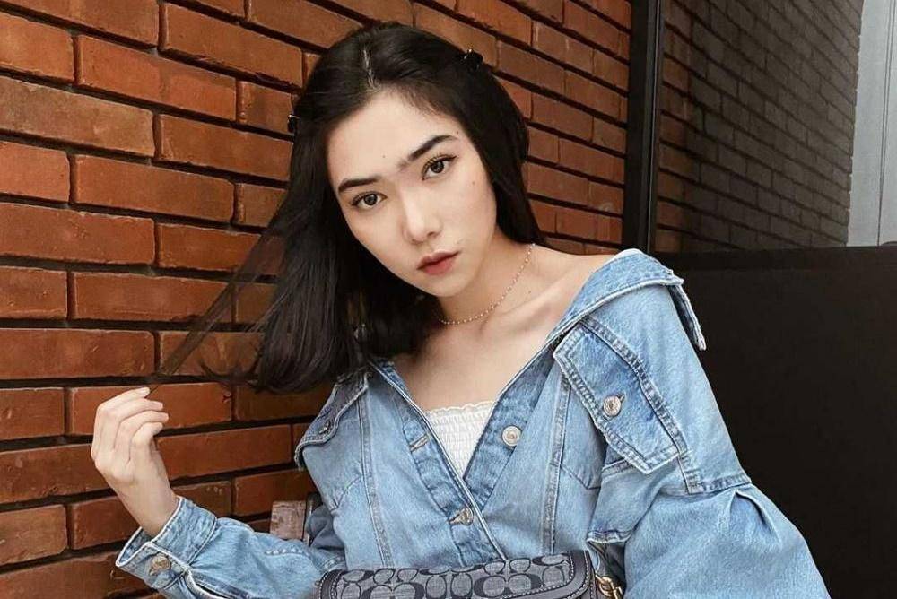 5 Artis Berdarah Sunda yang Dinikahi Laki-Laki Non Seleb, Romantis!