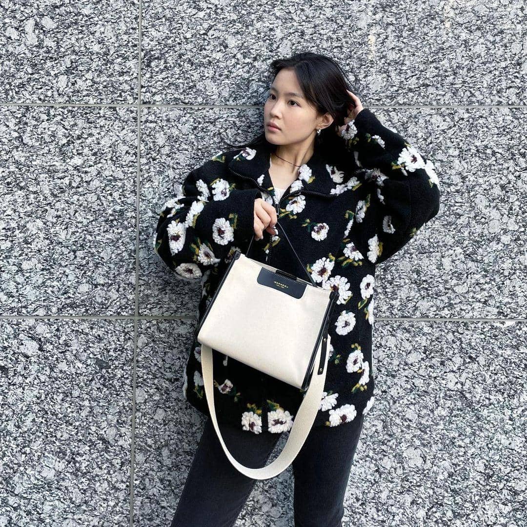 instagram.com/leehi_hi