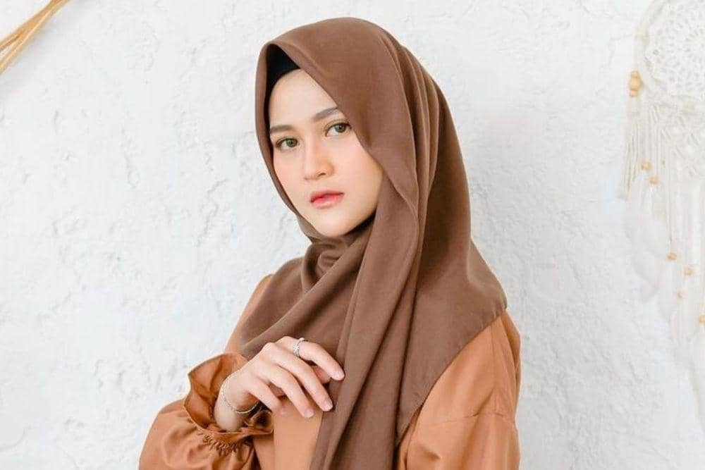 instagram.com/hennyyrahman