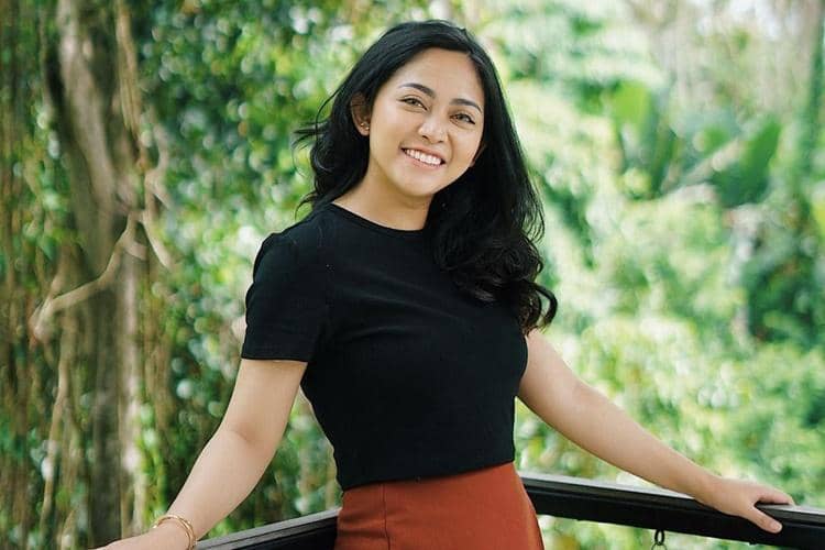 Instagram.com/rachelvennya