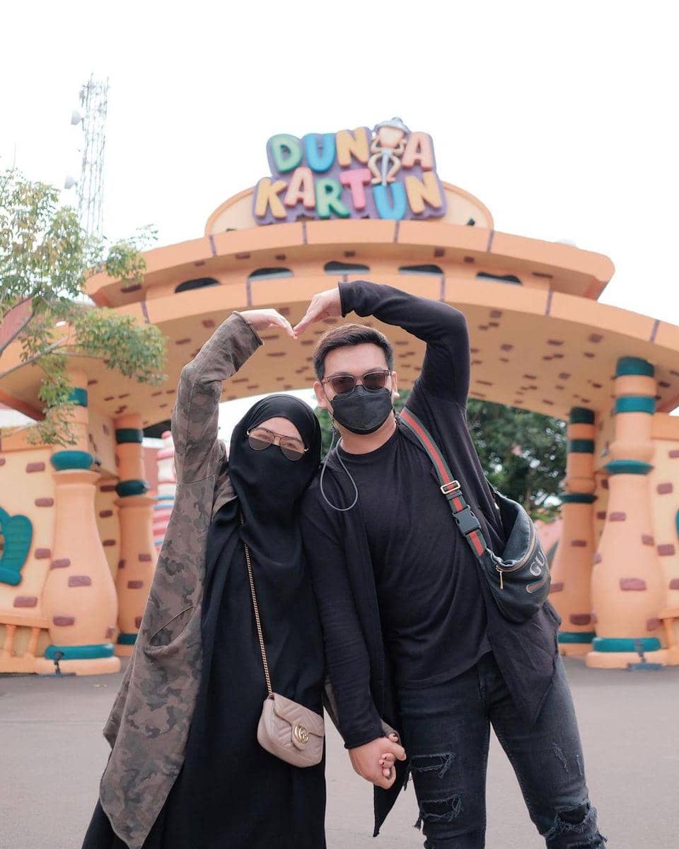 instagram.com/wardahmaulina_