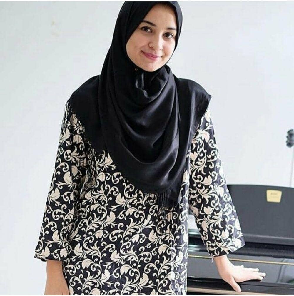 instagram.com/shireensungkar