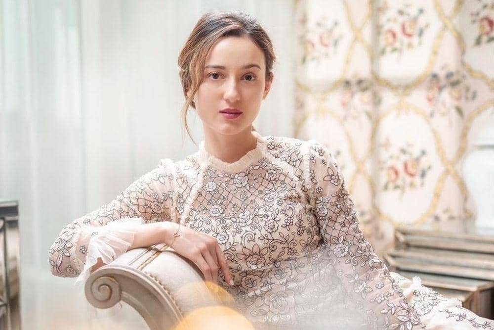 instagram.com/julstelle