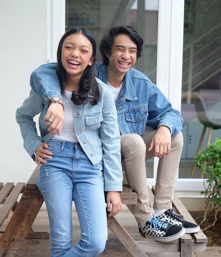 Instagram.com/aku_naura