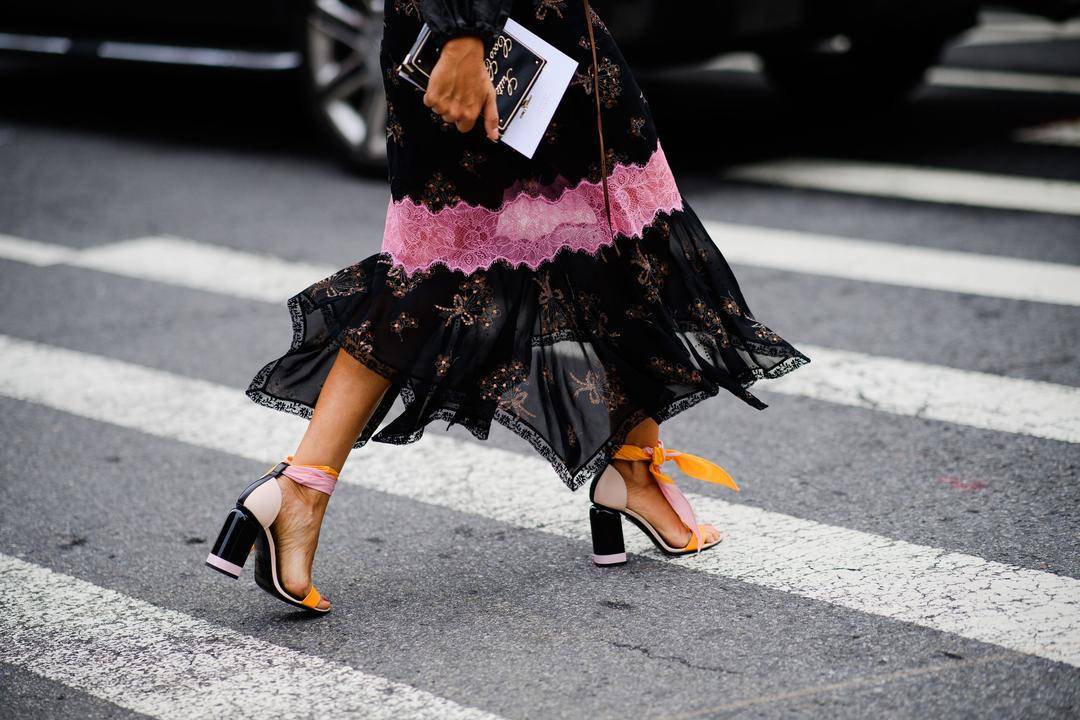 harpersbazaar.com