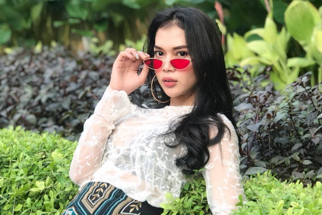 Instagram.com/dindasyarif