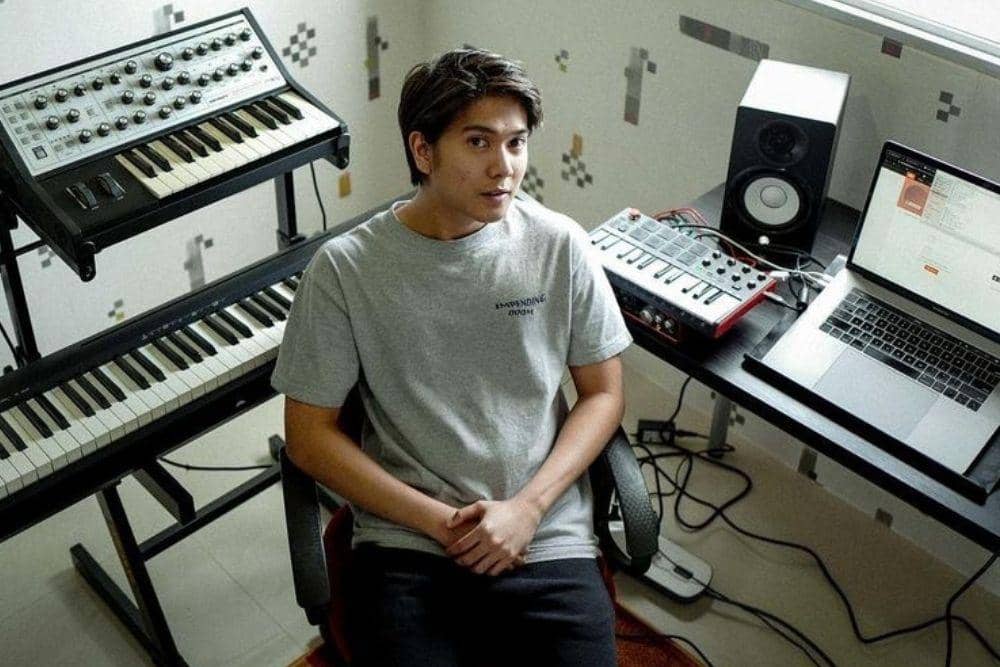 instagram.com/iqbaal.e