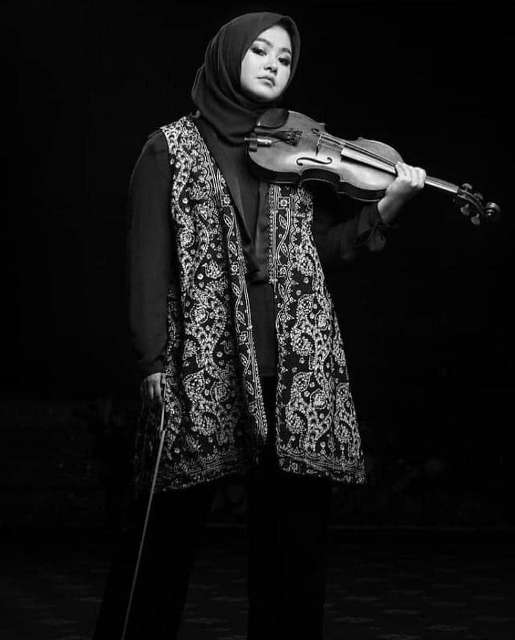 Instagram.com/stharia