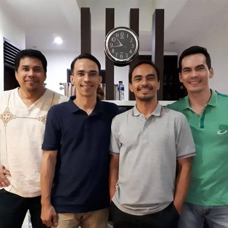 Instagram.com/attar.syach