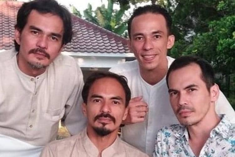 Instagram.com/attar.syach