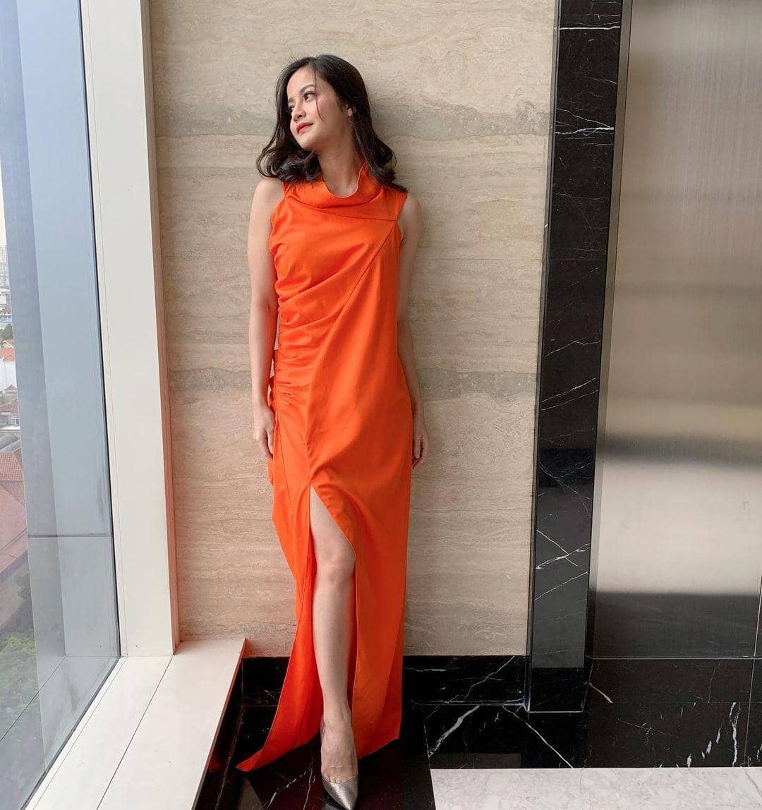 instagram.com/ovi_dian