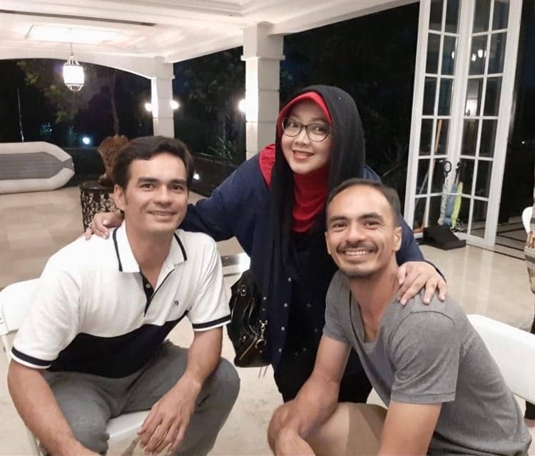 Instagram.com/rinagunawan28