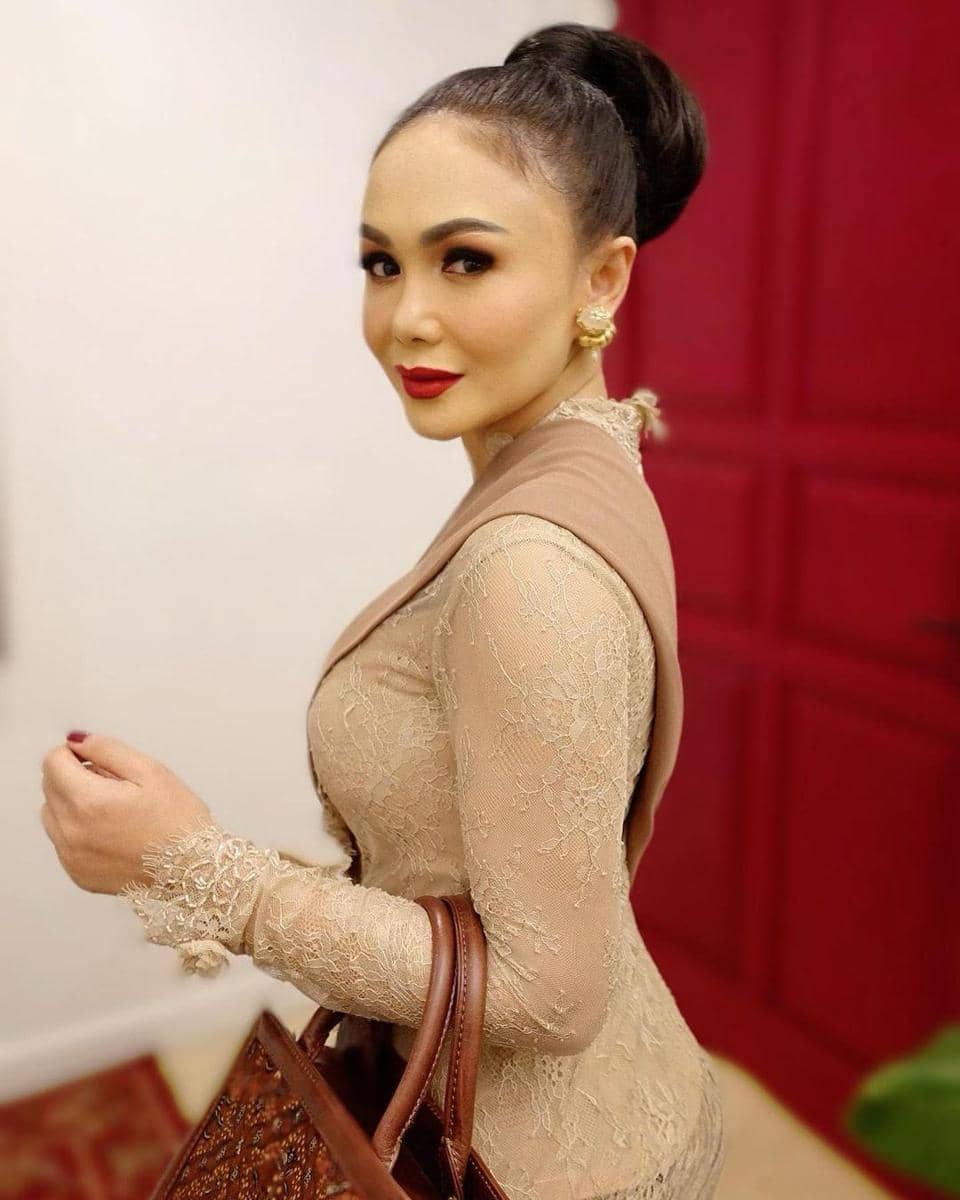 Instagram.com/yunishara36