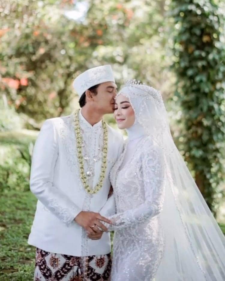 Instagram.com/lensa_photographyvideography