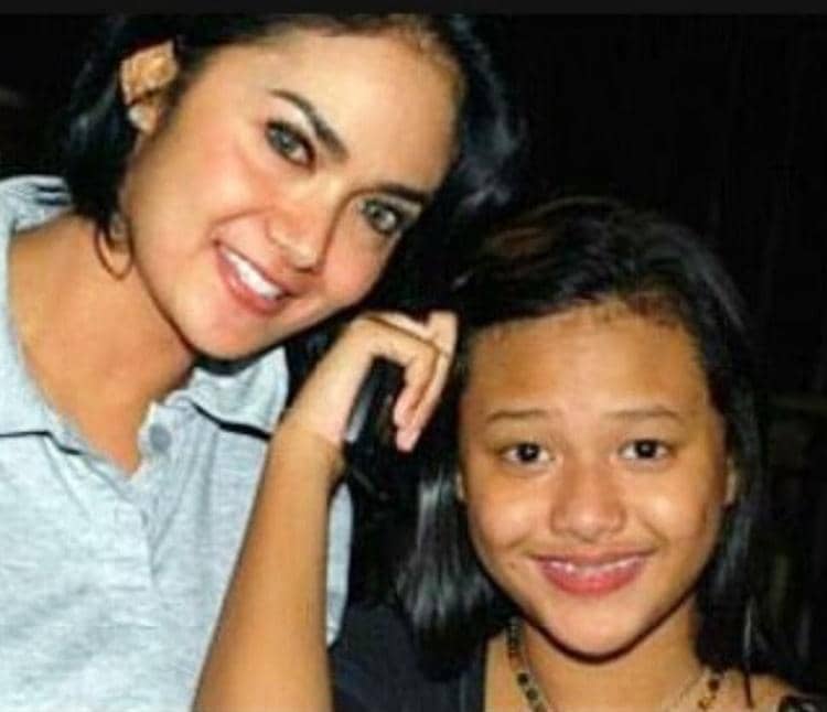 Instagram.com/aurelie.hermansyah