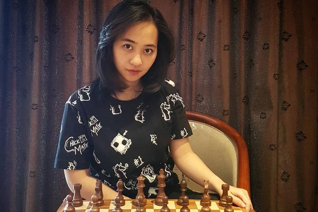 Instagram.com/chelsie.monica