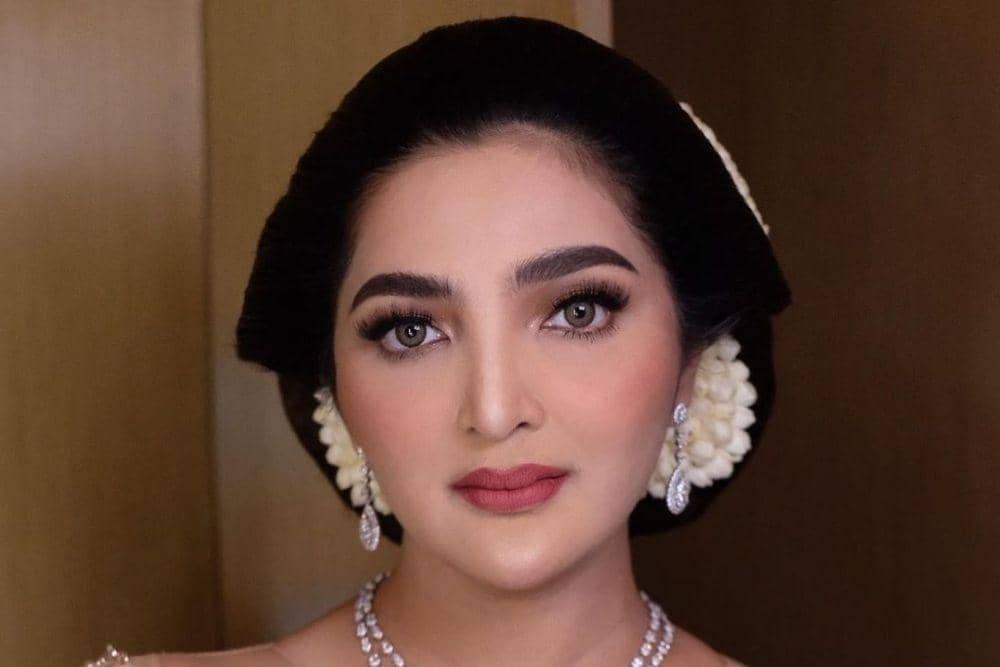 instagram.com/ashanty_ash