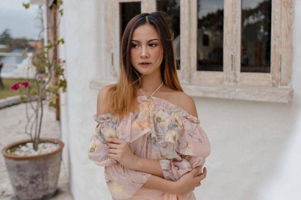 instagram.com/gabriellalarasati