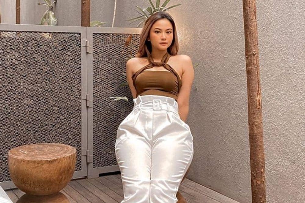 instagram.com/gabriellalarasati