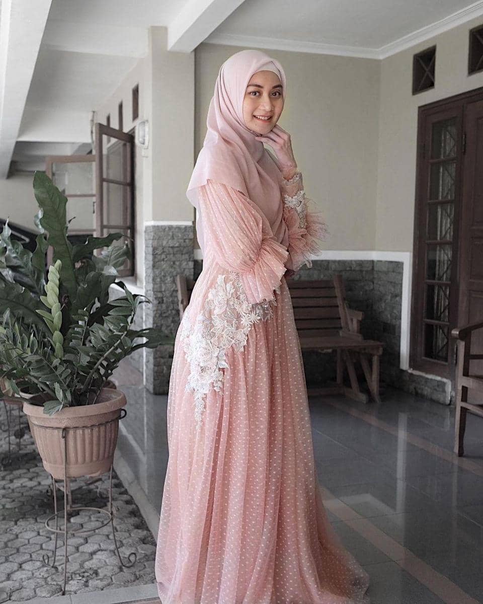 instagram.com/ayupratiwi