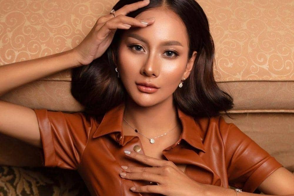 instagram.com/aurrakharishma