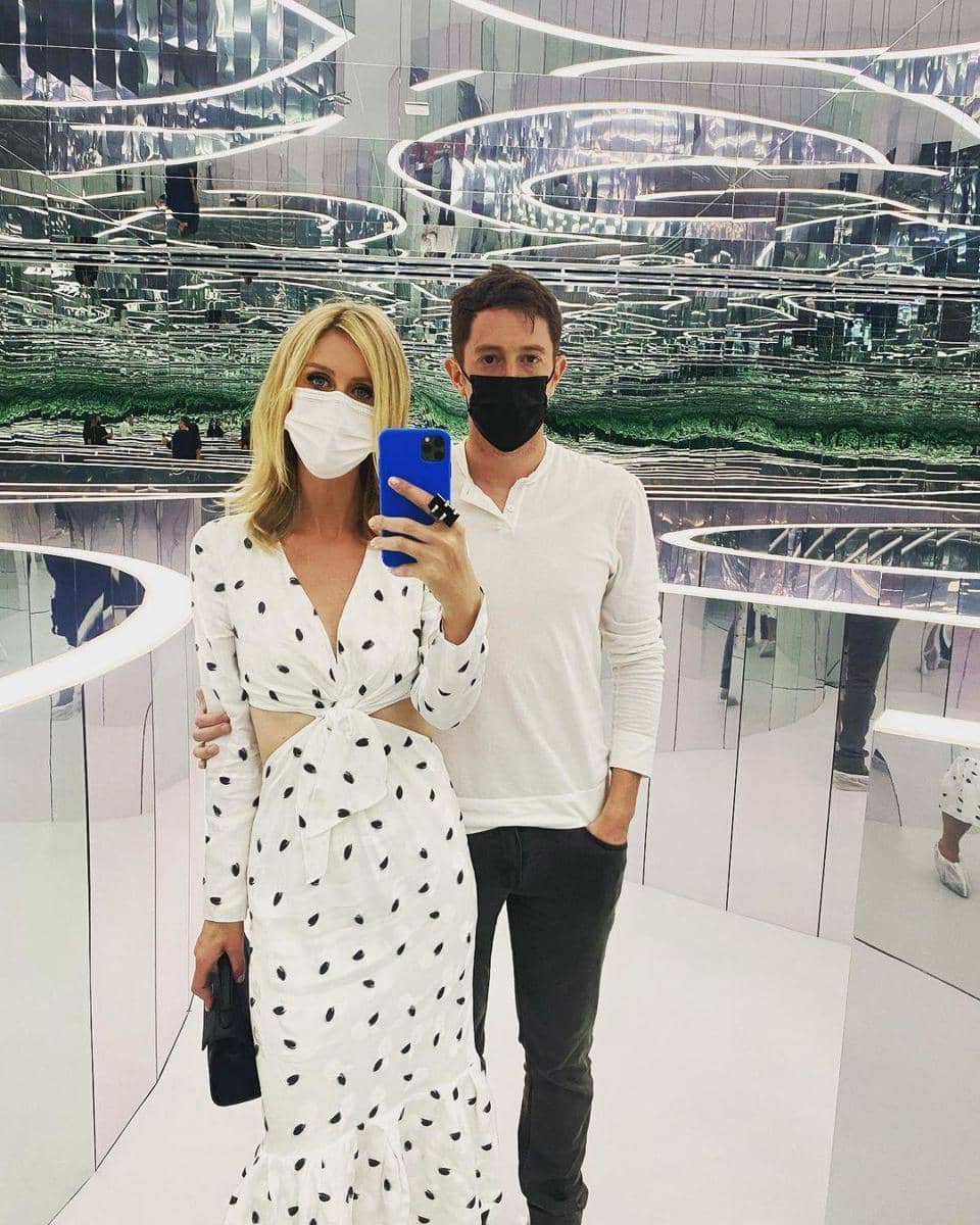 instagram.com/nickyhilton