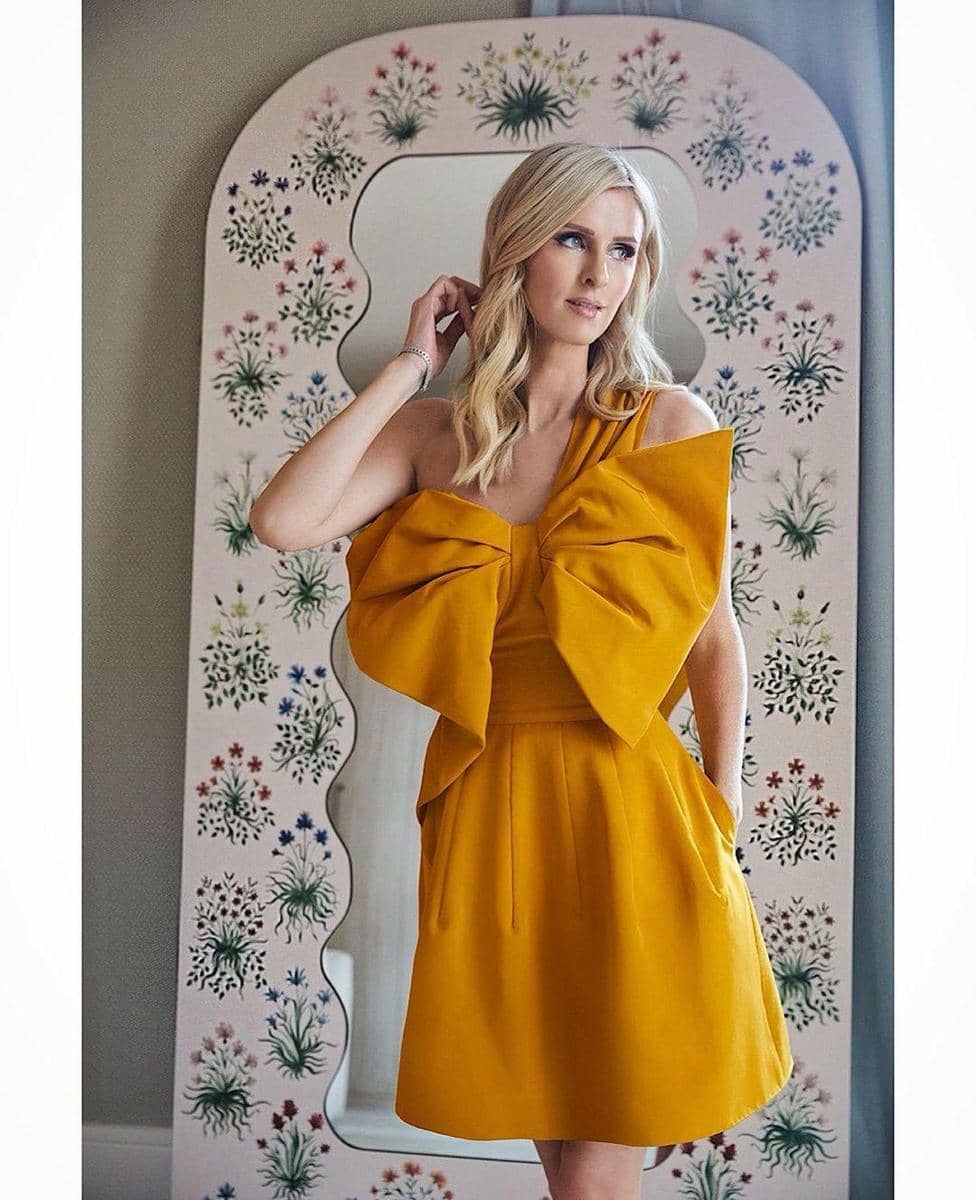 instagram.com/nickyhilton