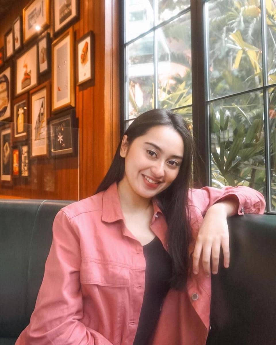 Instagram.com/memes_prameswari