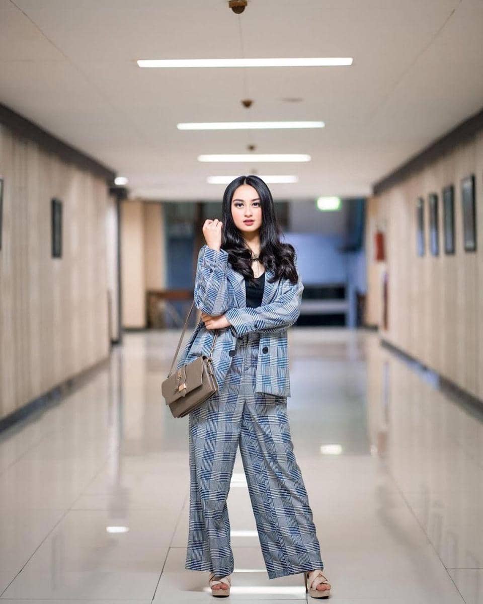 instagram.com/memes_prameswari