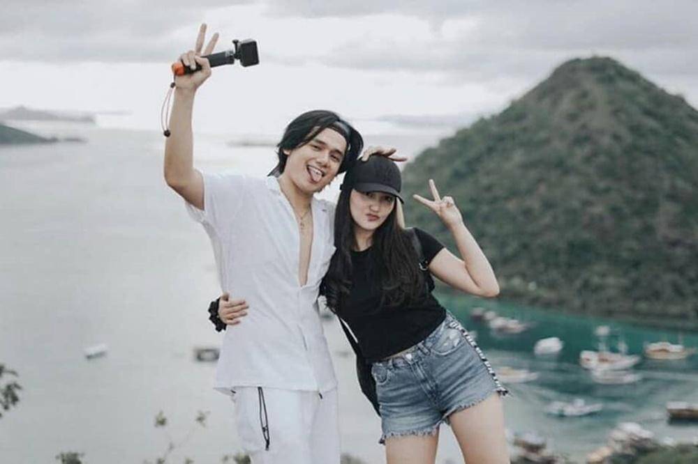 Setahun Jadian, Intip 9 Gaya Pacaran Ranty Maria dan Rayn Wijaya