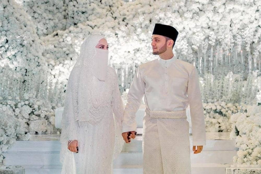 Instagram.com/wedlocx.co