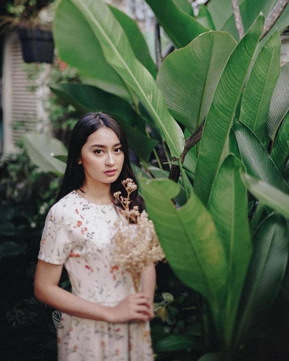 Instagram.com/memes_prameswari