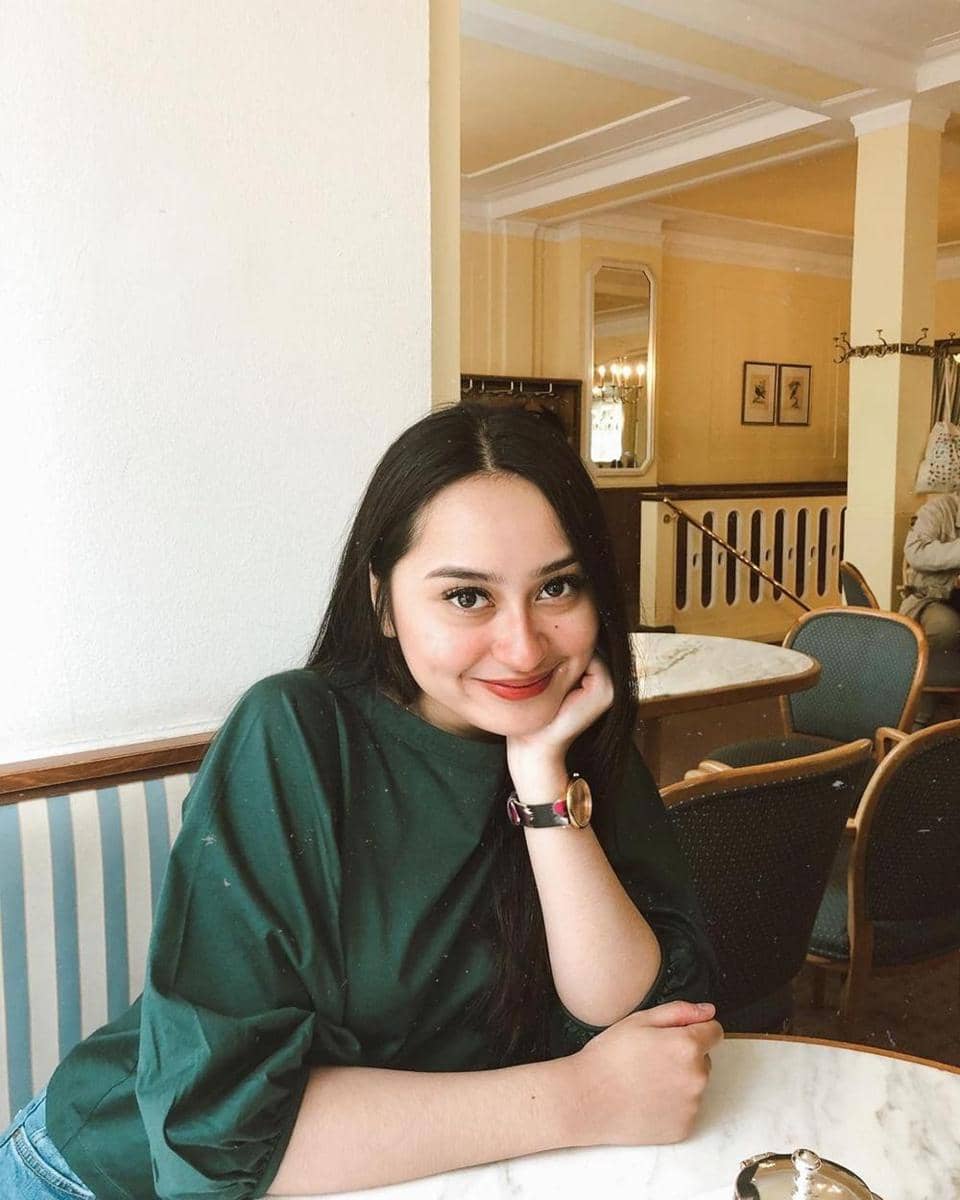 Instagram.com/memes_prameswari