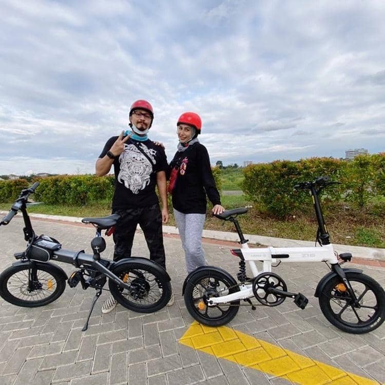 Instagram.com/deswitamaharani80