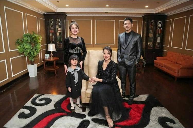 Instagram.com/d_she17