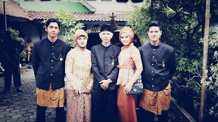 Instagram.com/pramesti.pramaiswara