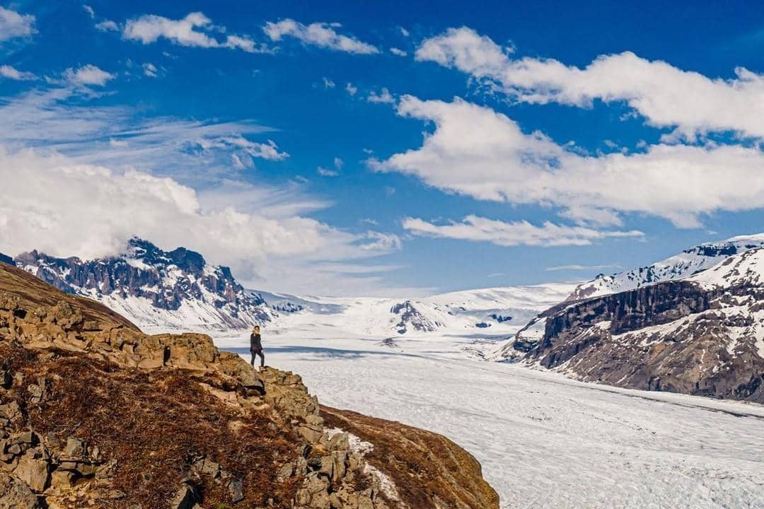 instagram.com/ _mishamartin