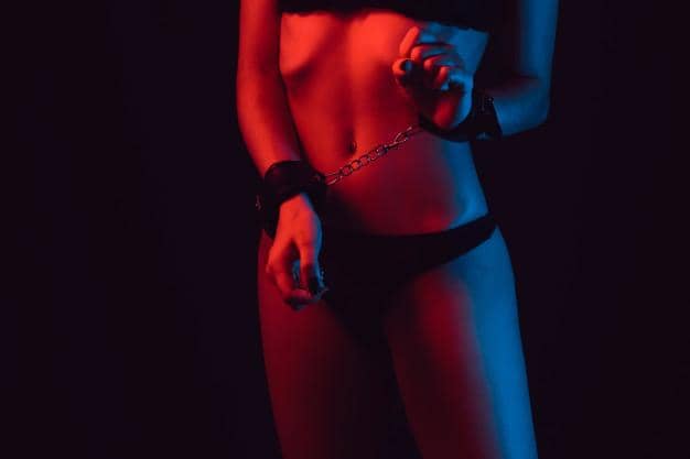 freepik.com/ alexkoral