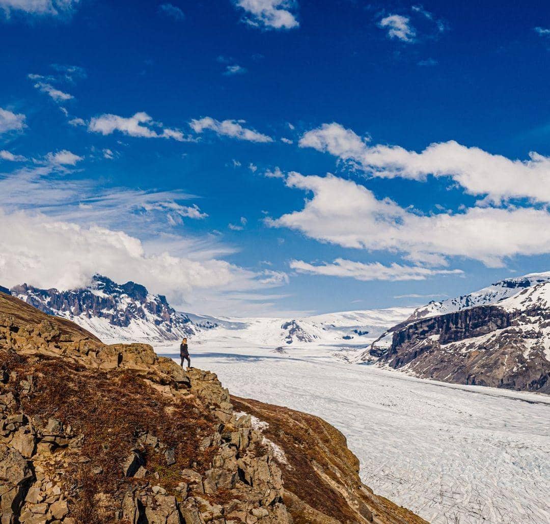 instagram.com/ _mishamartin