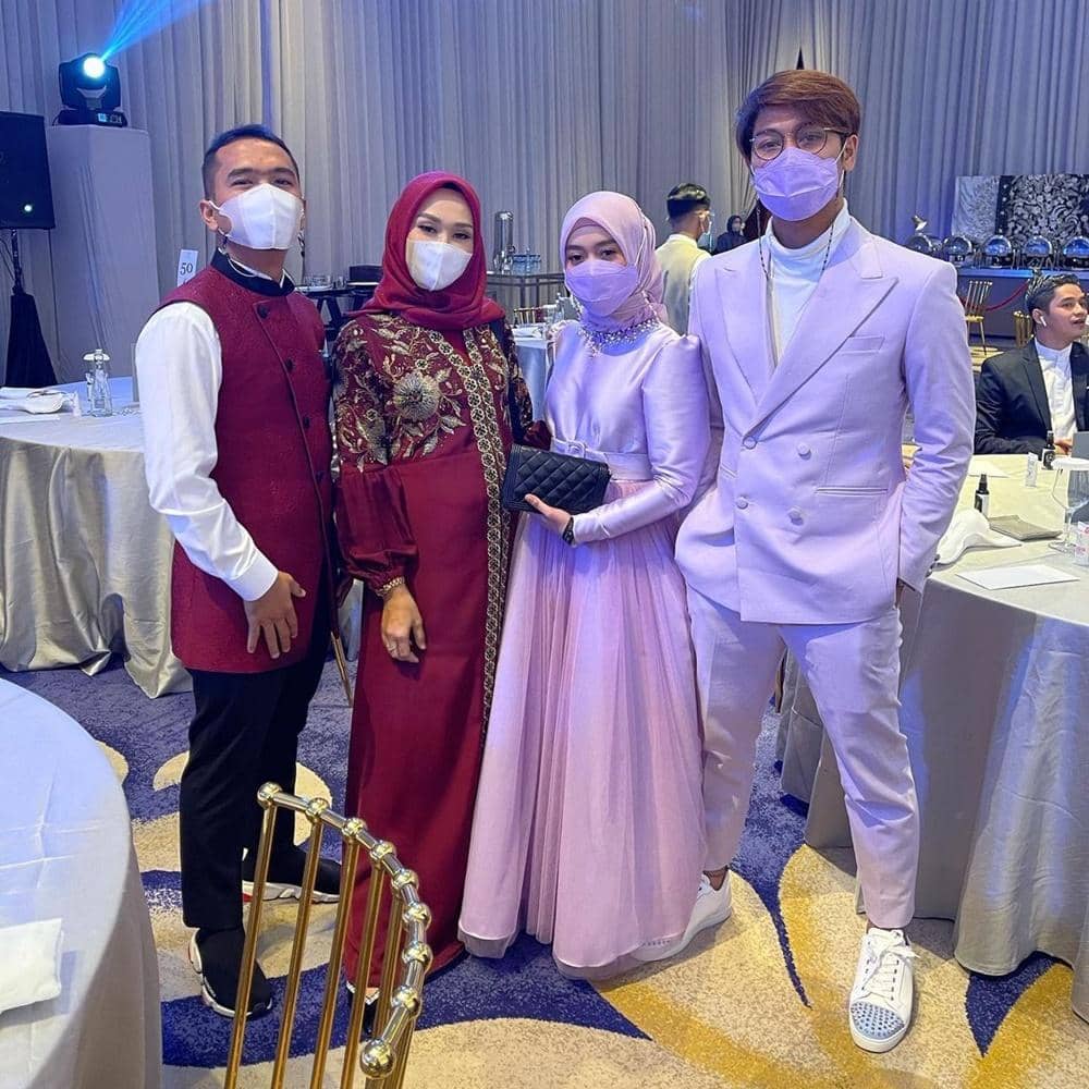 Instagram.com/putrasiregarr17