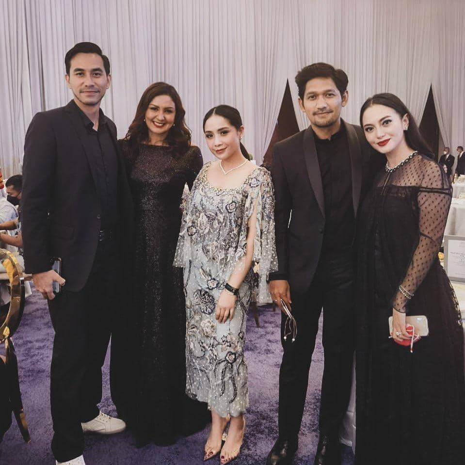 instagram.com/ darius_sinathrya