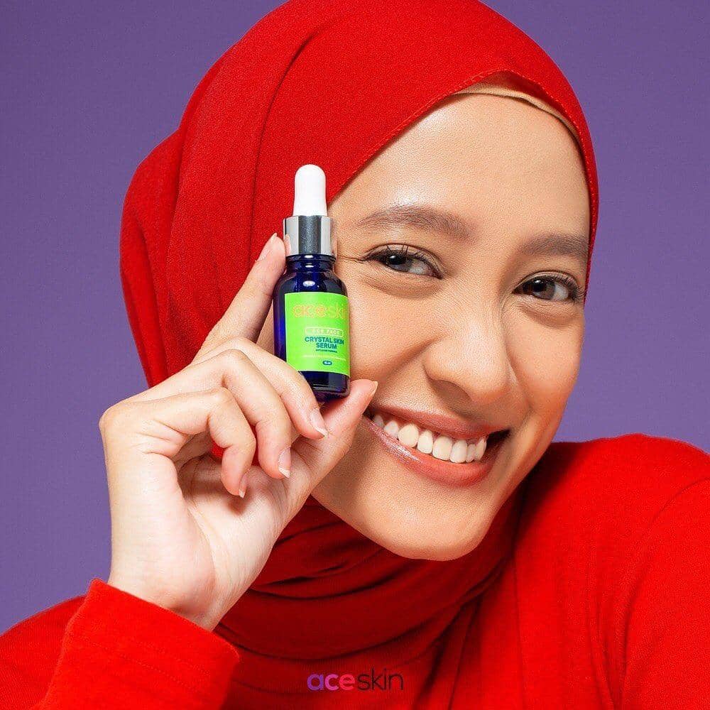 instagram.com/skinaceskin