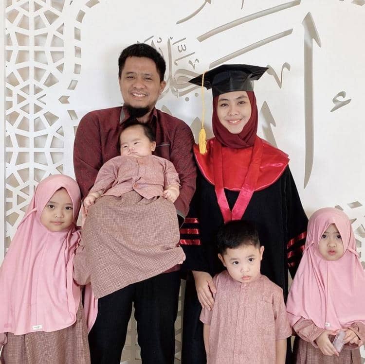 Instagram.com/okisetianadewi