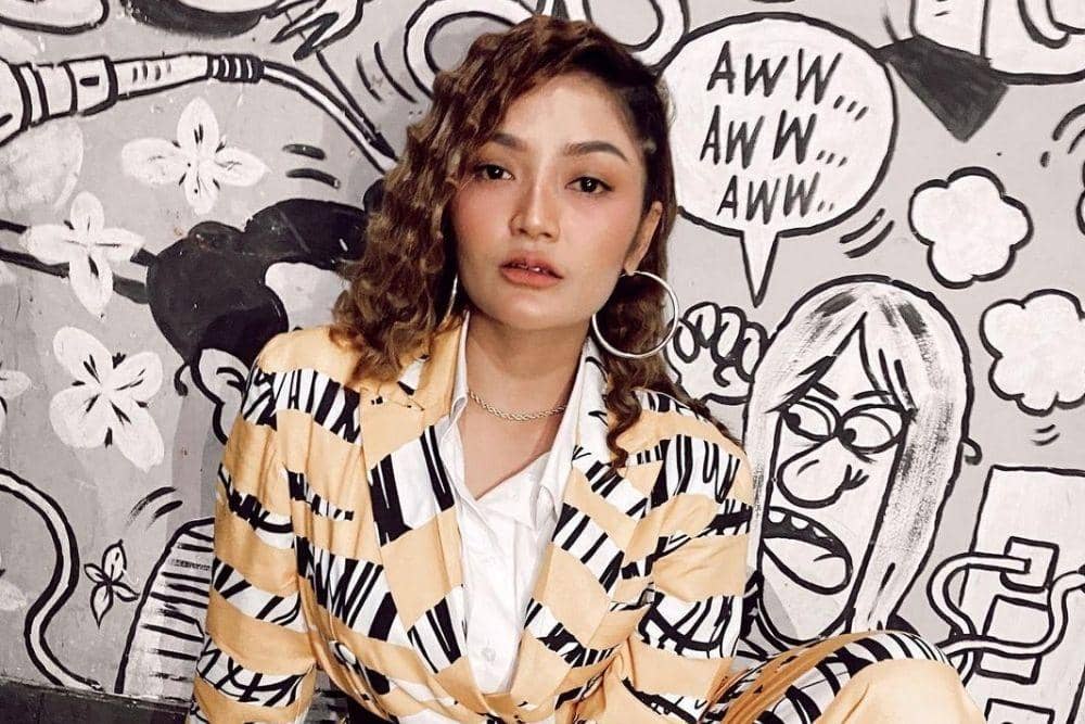 instagram.com/sitibadriahh