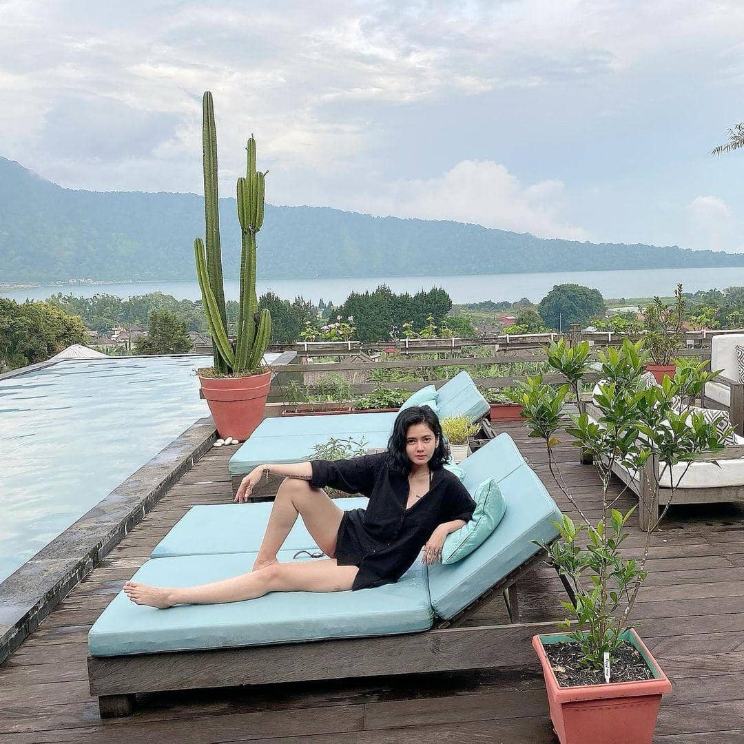 instagram.com/ncit90