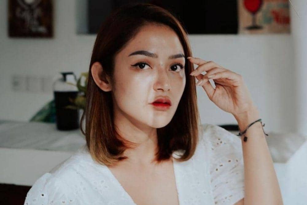 instagram.com/sitibadriahh